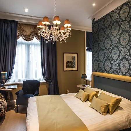 Luxury Boutique De Castillion