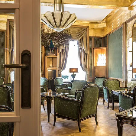 Ξενοδοχείο Luxury Boutique De Castillion 4*